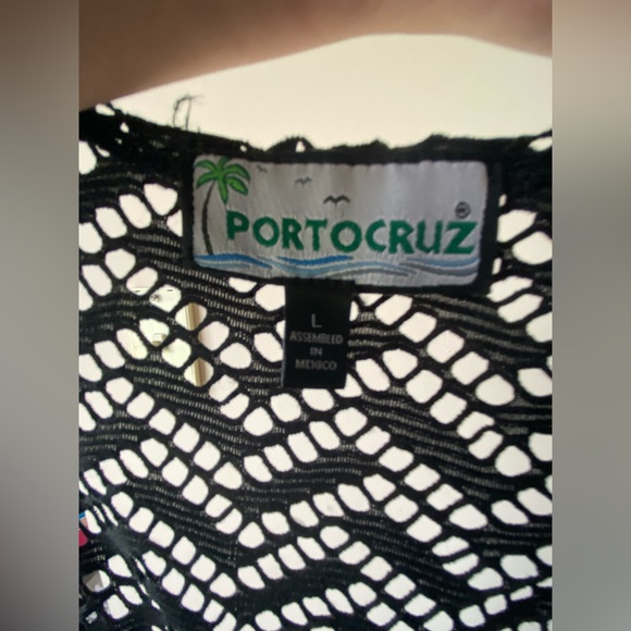 Bathing suit cover up - Picture 3 of 3